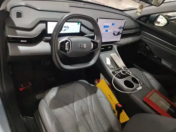 Geely Galaxy L6 2025
