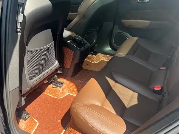 Volvo XC60 2020