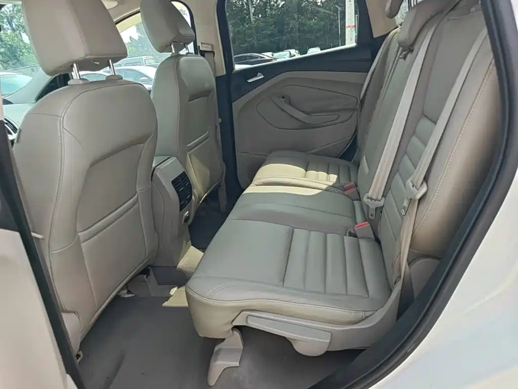 Ford Kuga 2014 — фото 17