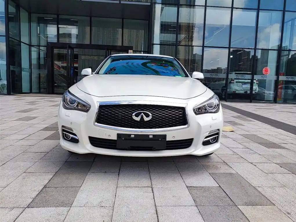 Infiniti Q50L 2018 — фото 2