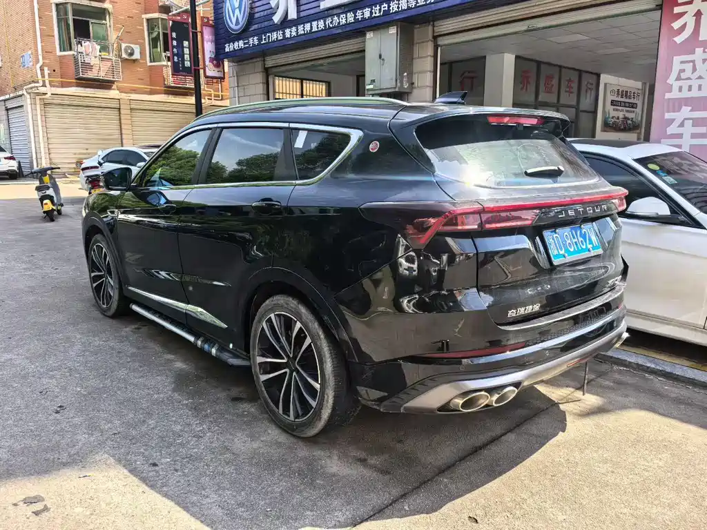 Jetour X70 PLUS 2022 — фото 12