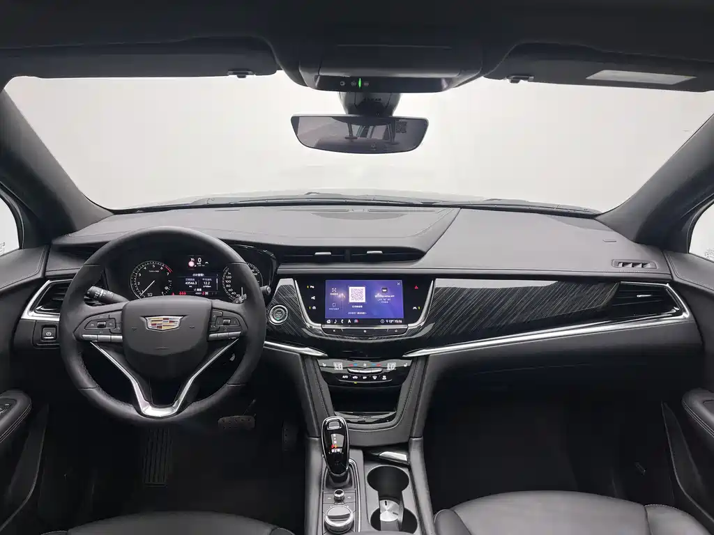 Cadillac XT6 2020 — фото 11