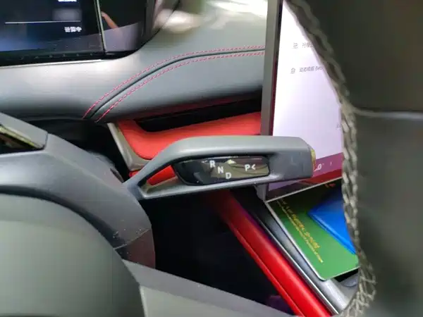Xiaomi SU7 2024