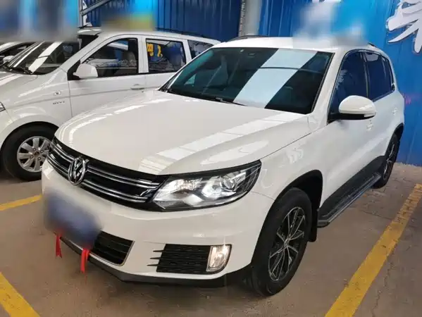 Volkswagen Tiguan 2015