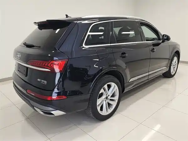 Audi Q7 2023