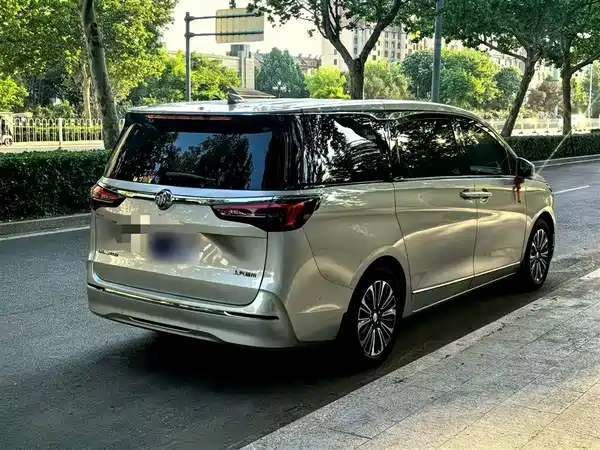 Buick GL8 2020