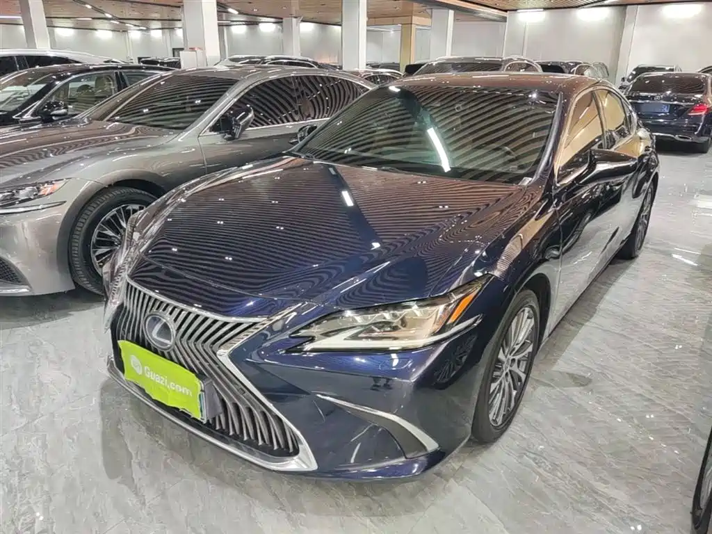 Lexus ES 2021 — фото 2