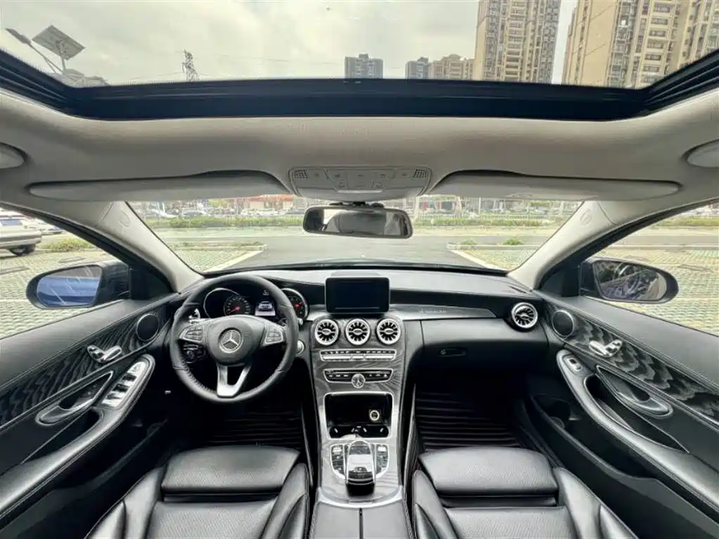 Mercedes-Benz C-Class 2018 — фото 5