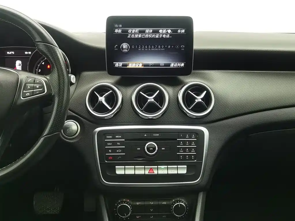Mercedes-Benz GLA 2018 — фото 12