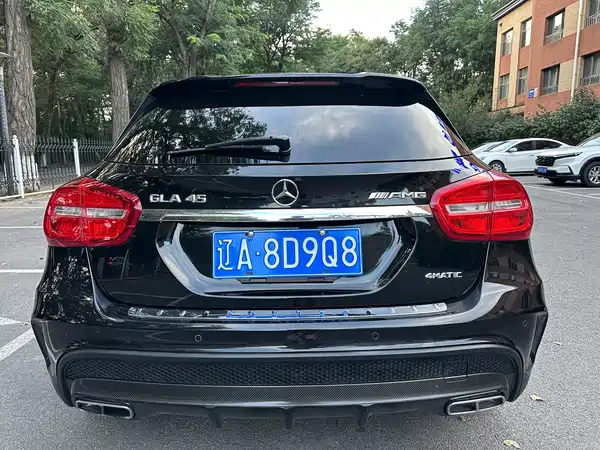 Mercedes-Benz GLA AMG 2015