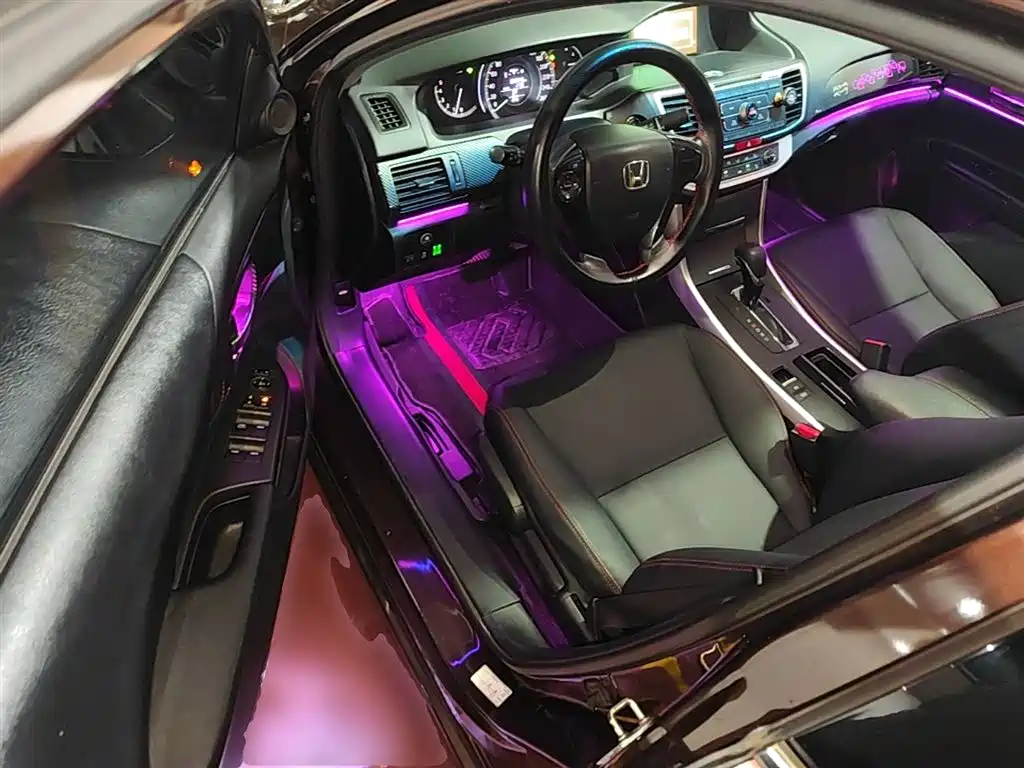 Honda Accord 2016 — фото 16