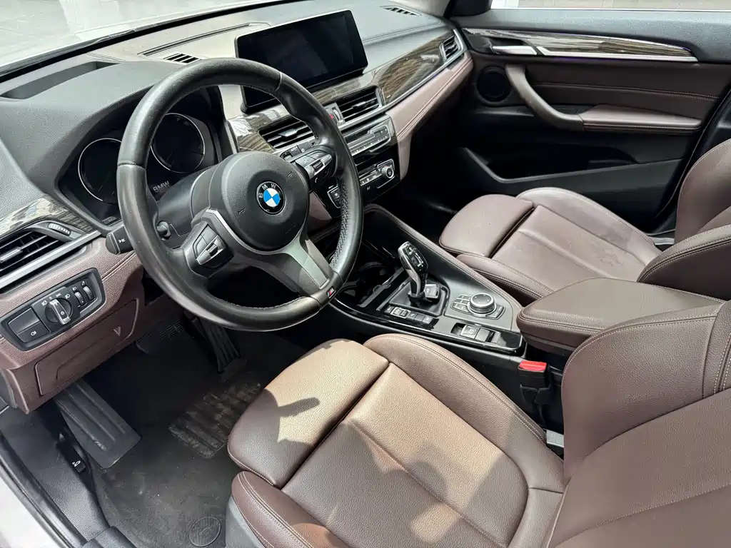 BMW X1 2020 — фото 11