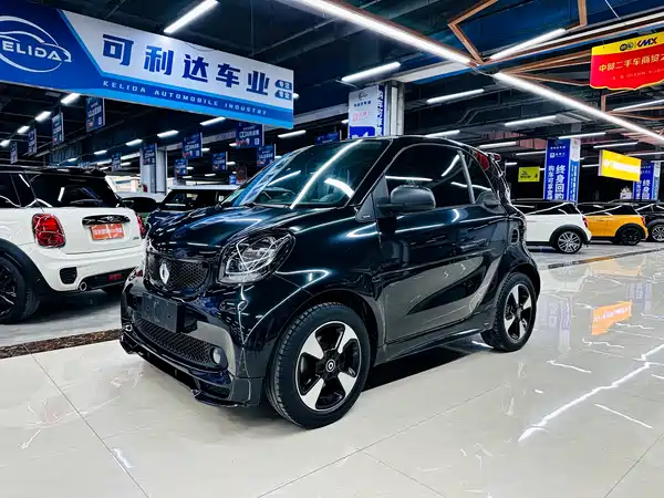 smart fortwo 2018
