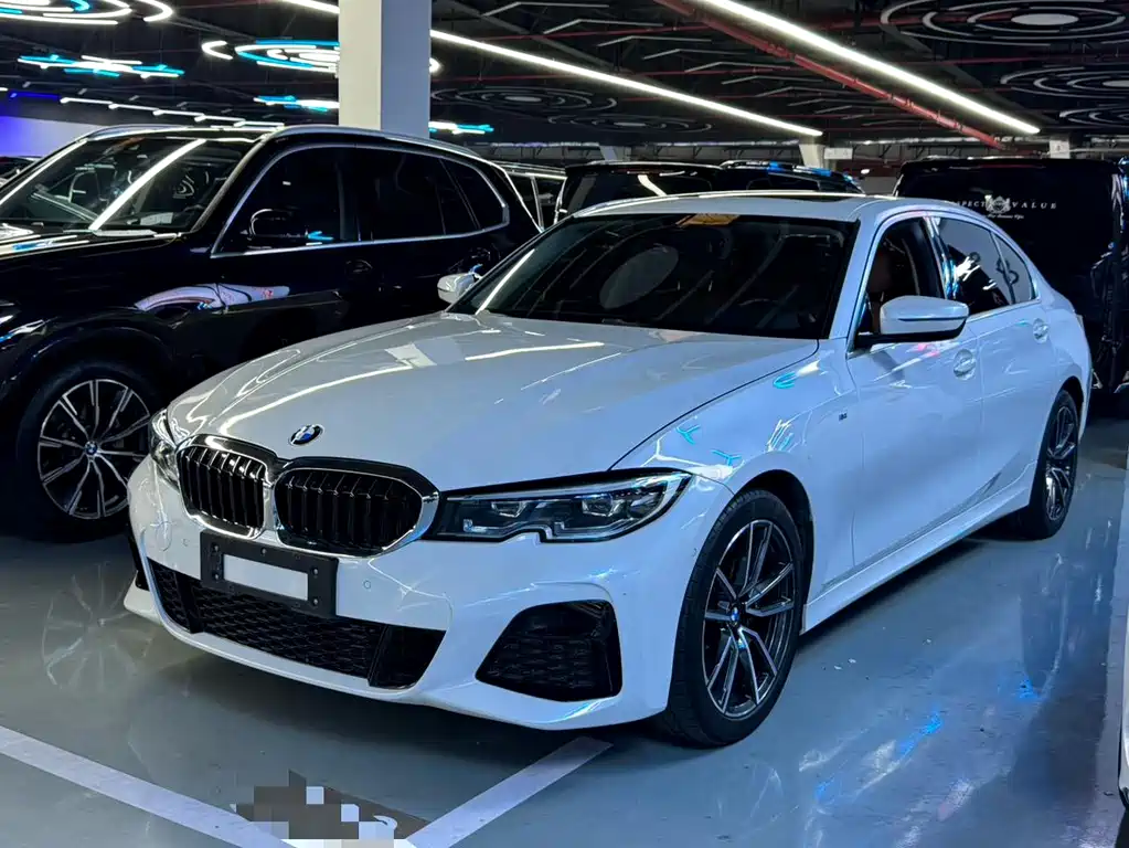 BMW 3 Series 2020 — фото 1