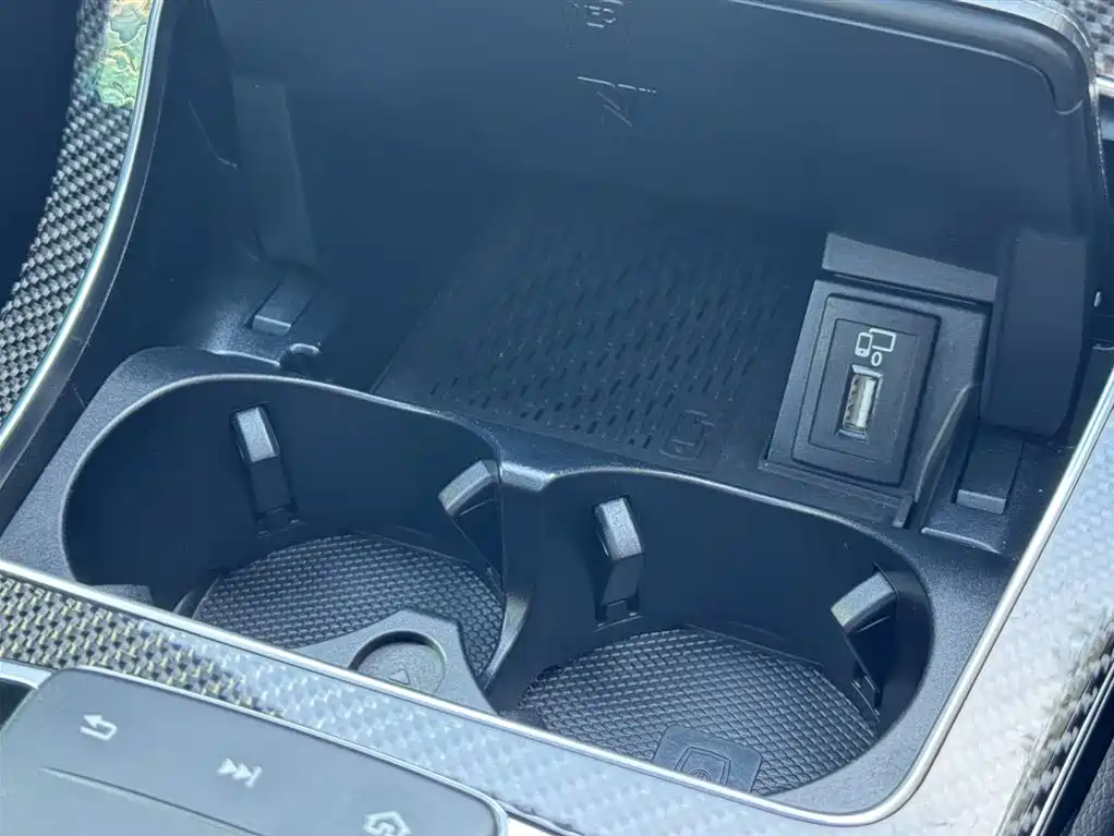 Mercedes-Benz C-Class AMG 2022 — фото 25