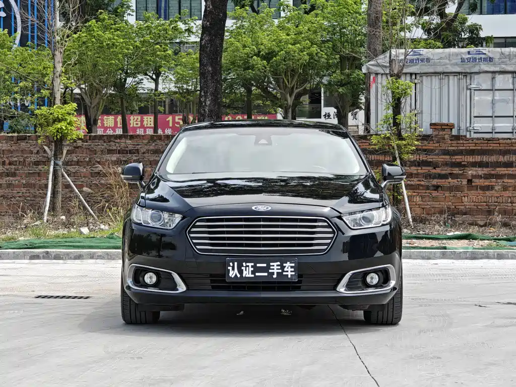 Ford Taurus 2016 — фото 2