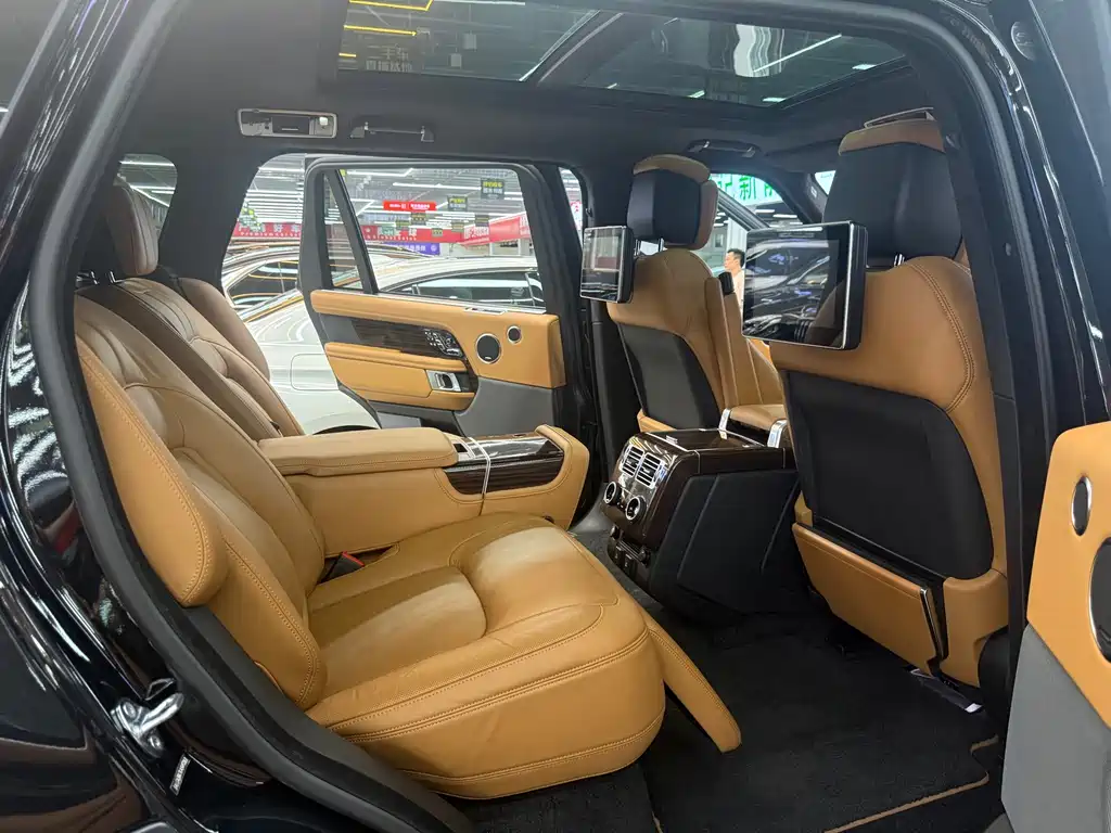 Land Rover Range Rover 2019 — фото 13