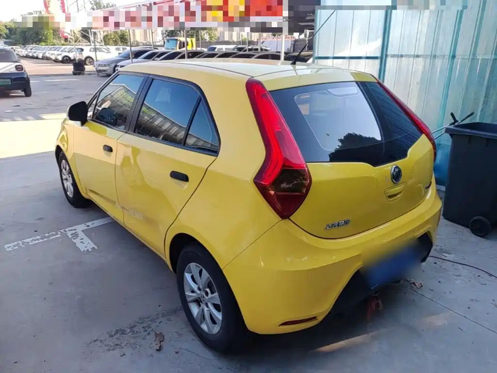 MG 3 2015
