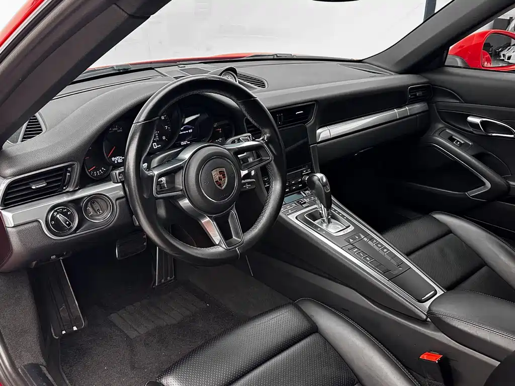Porsche 911 2016 — фото 13