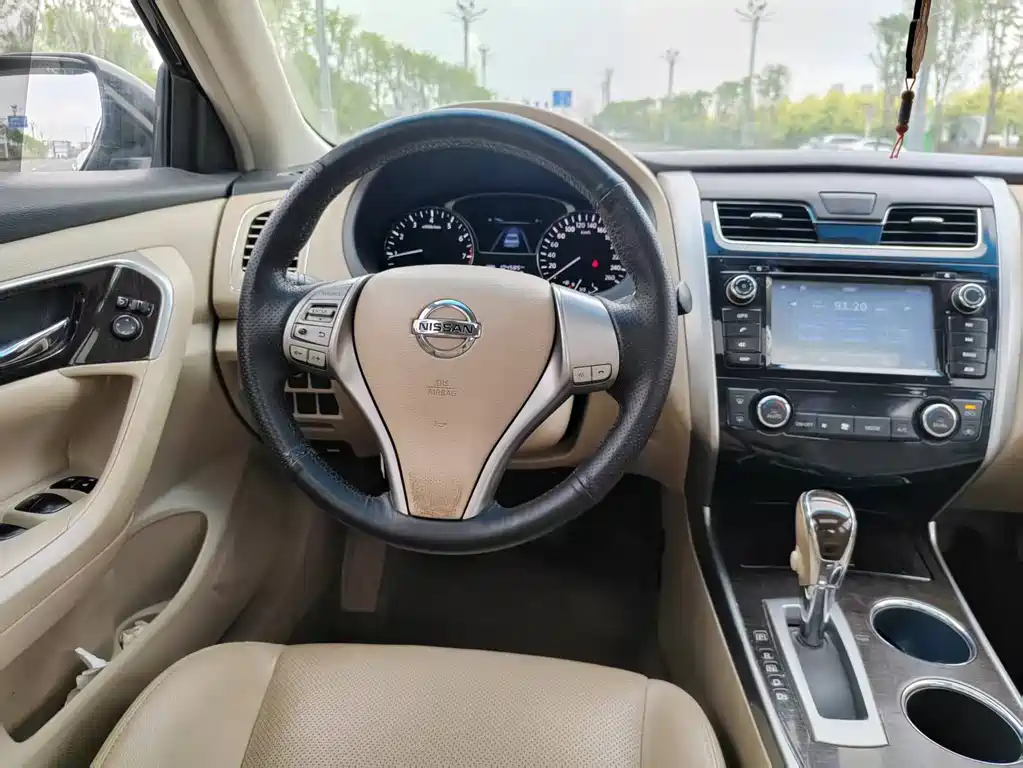 Nissan Teana 2015 — фото 11