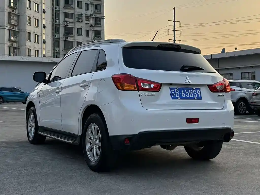 Mitsubishi ASX 2016 — фото 8