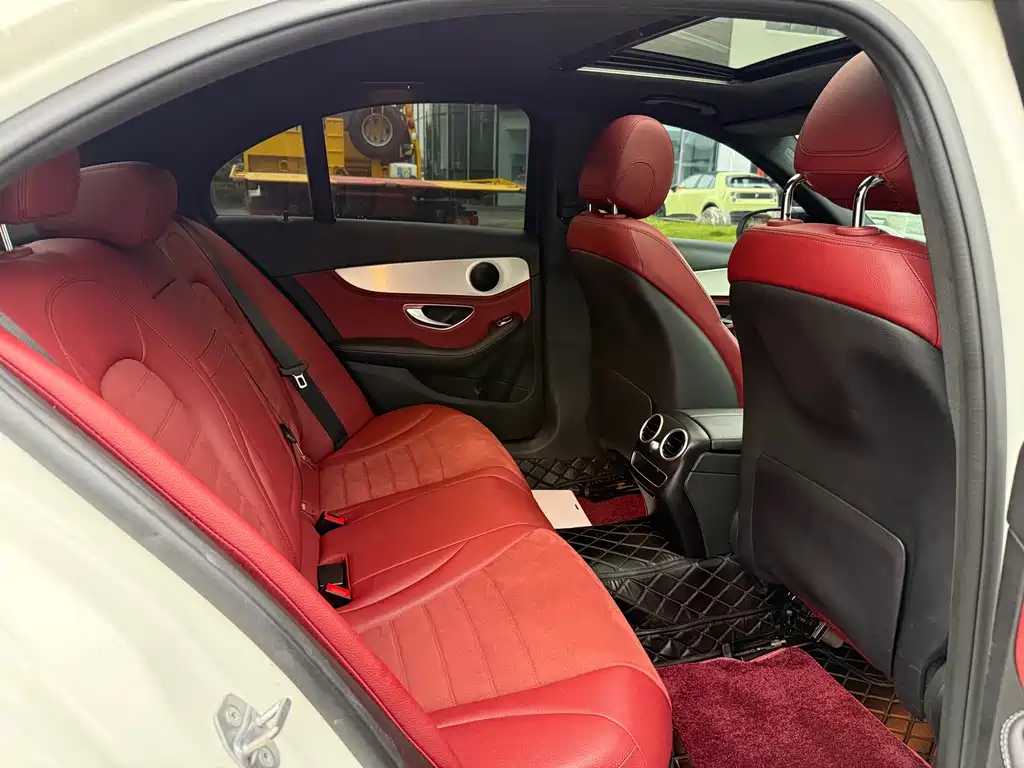 Mercedes-Benz C-Class 2019 — фото 17