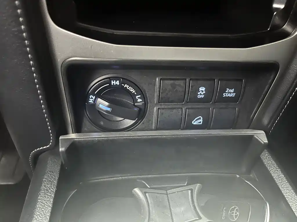 Toyota Prado 2018 — фото 19