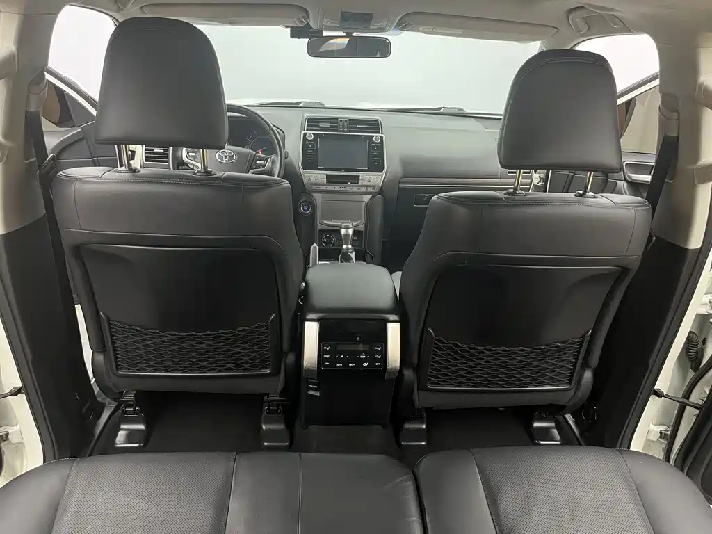Toyota Prado 2018 — фото 22