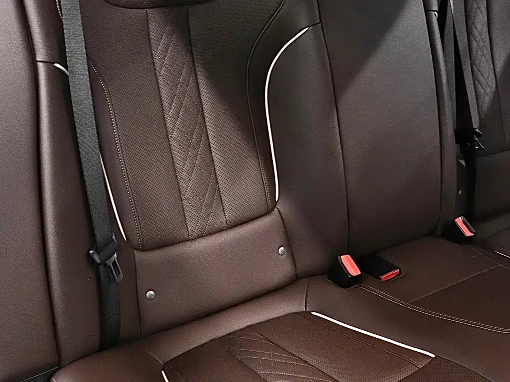 BMW 5 Series 2023 — фото 18