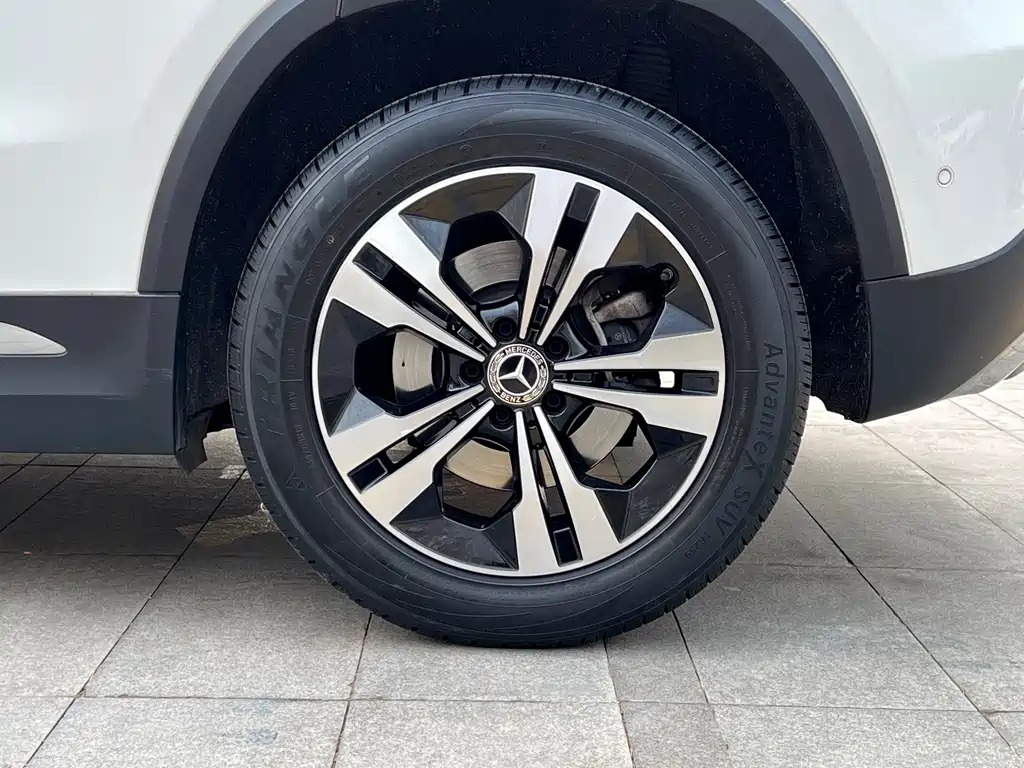 Mercedes-Benz GLA 2023 — фото 13