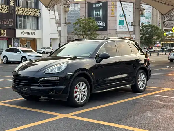 Porsche Cayenne 2011