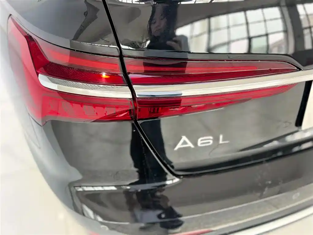 Audi A6L 2023 — фото 12