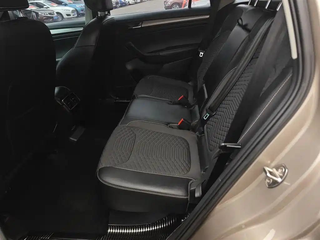 Skoda Kodiaq 2018 — фото 17
