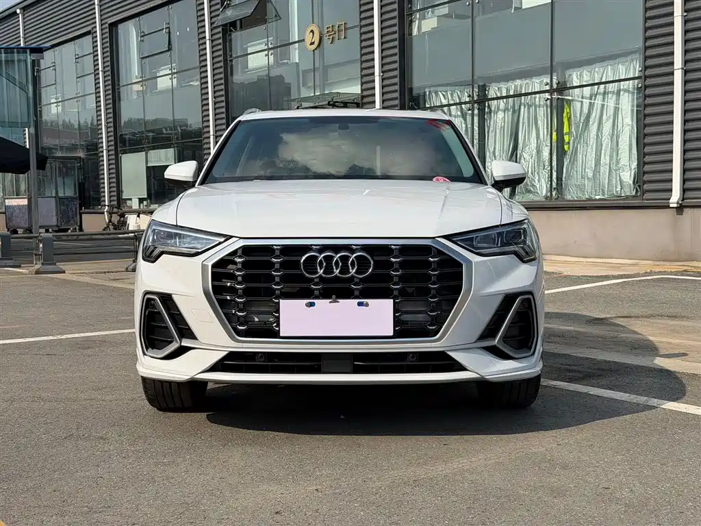 Audi Q3 2022