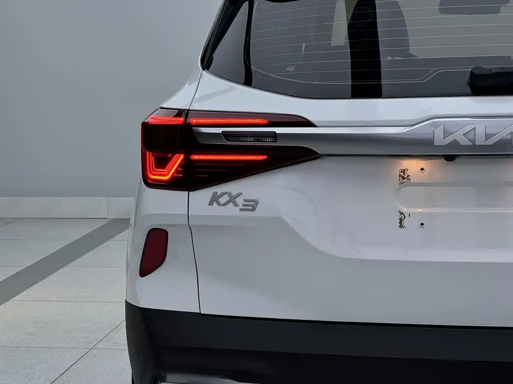 Kia KX3 2023 — фото 6