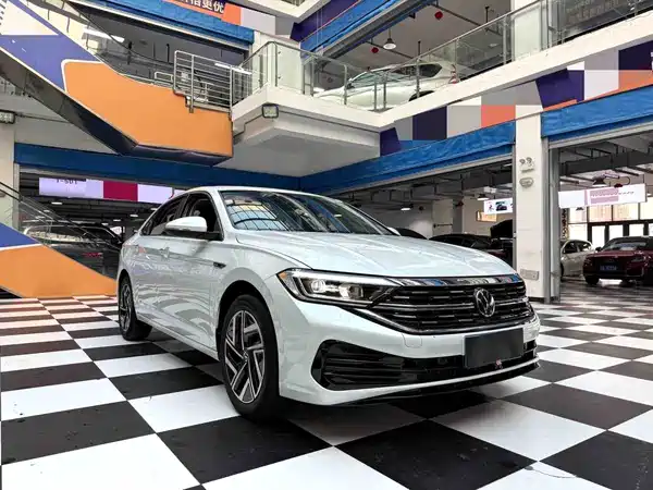 Volkswagen Sagitar 2023