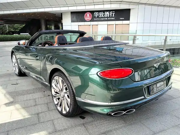 Bentley Continental 2022