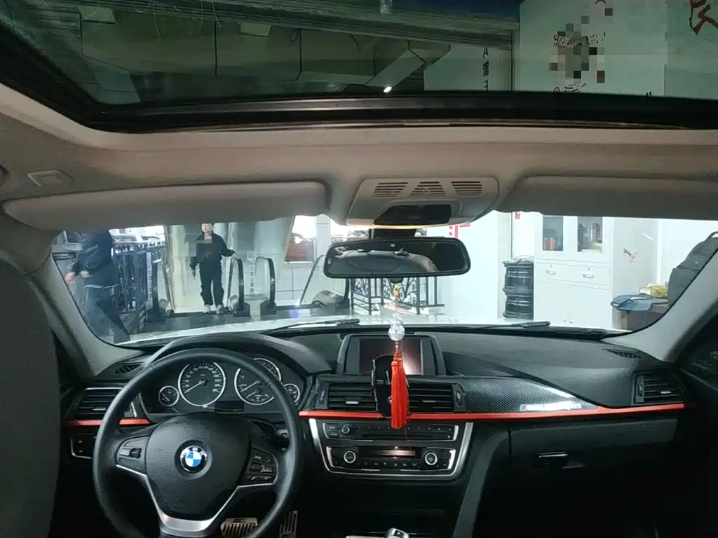 BMW 3 Series 2015 — фото 14