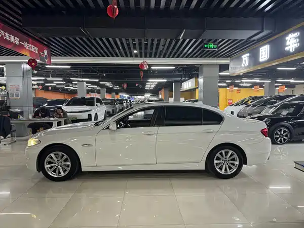 BMW 5 Series 2012