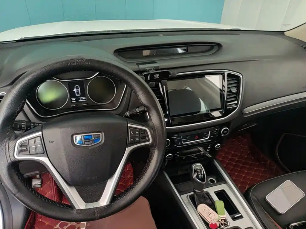 Geely Vision X6 2016 — фото 10