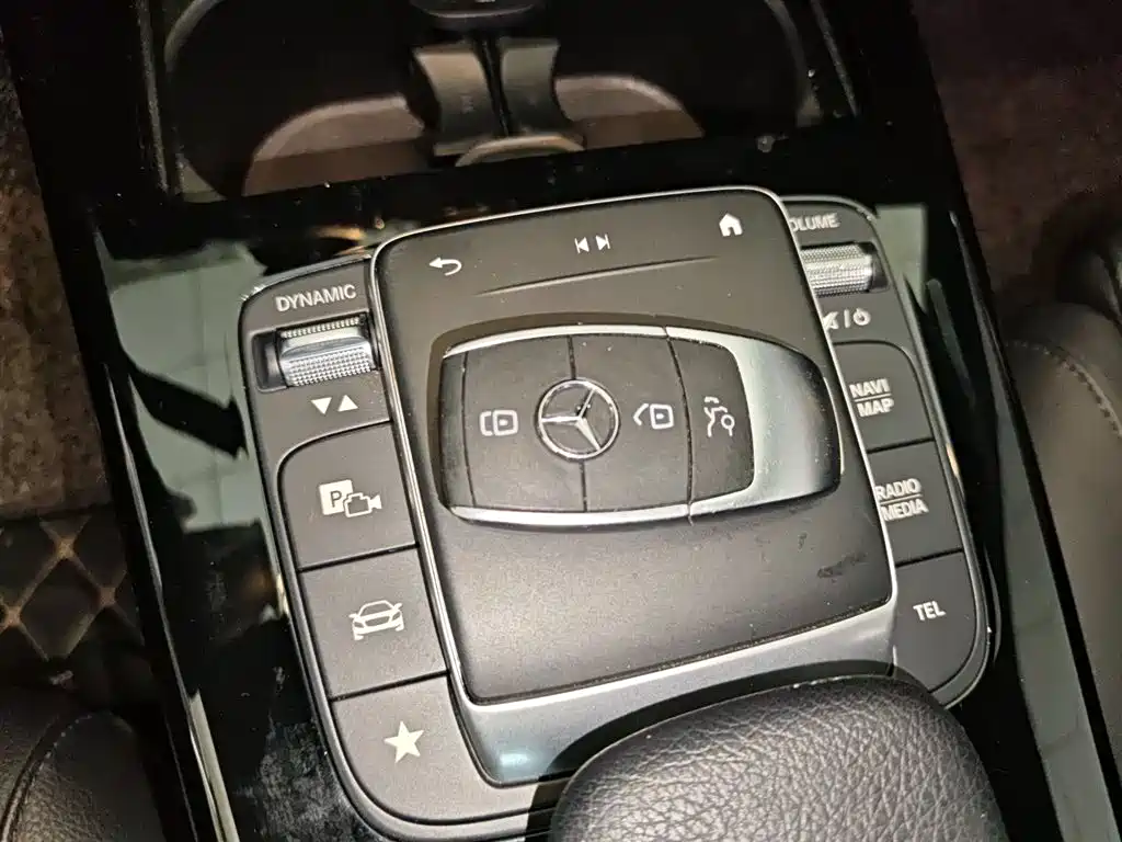 Mercedes-Benz A-Class 2021 — фото 17