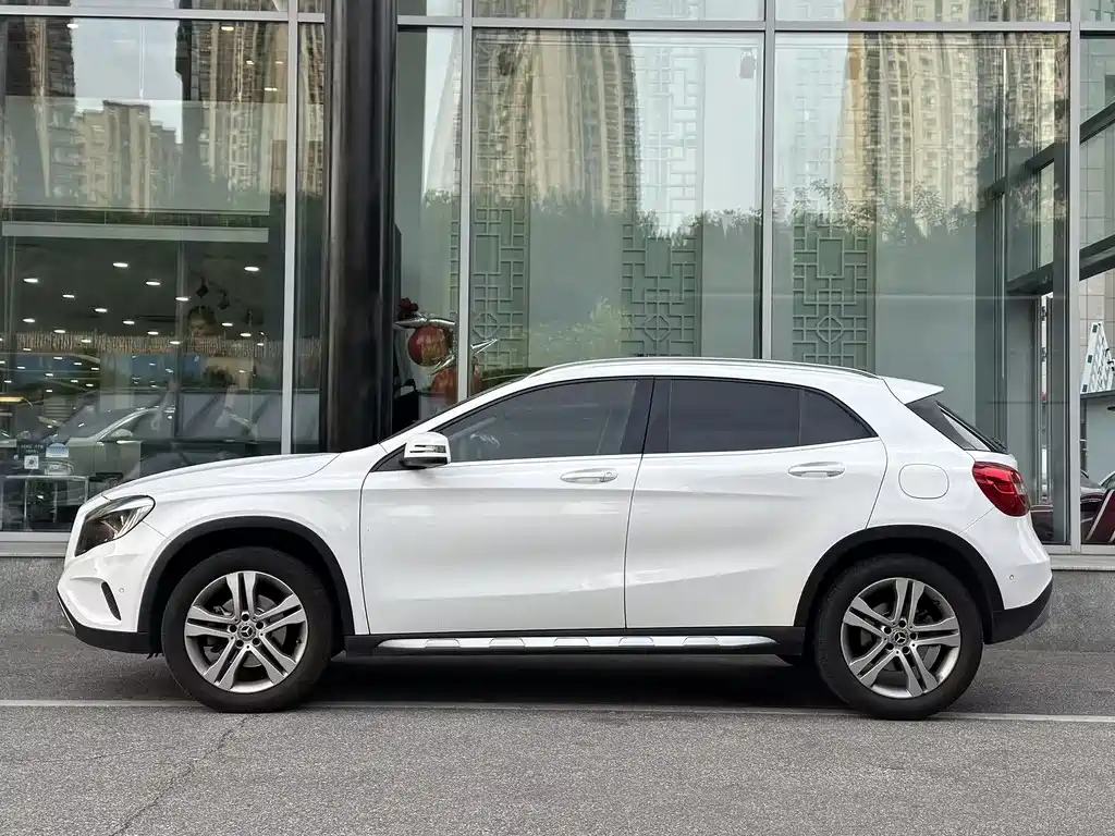 Mercedes-Benz GLA 2017 — фото 6