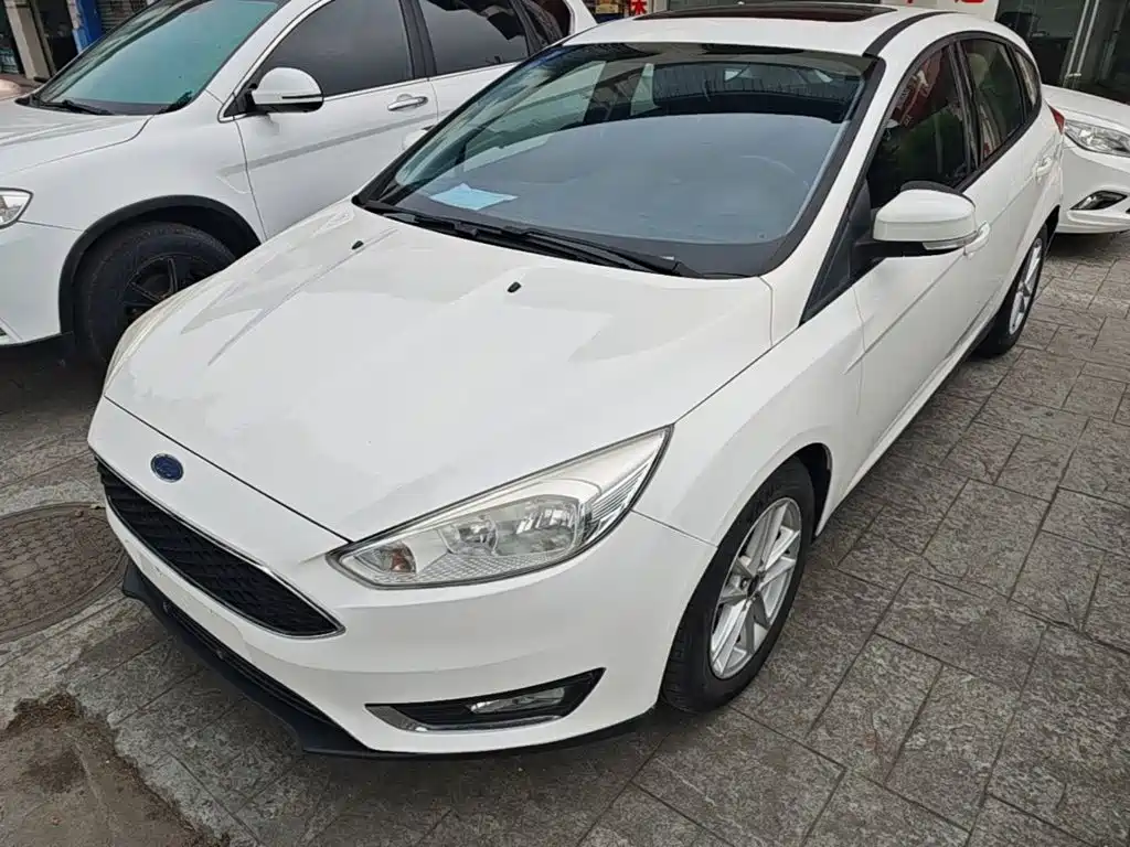 Ford Focus 2016 — фото 2