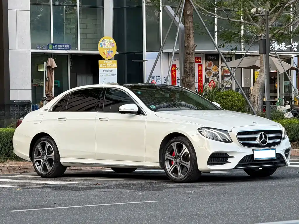 Mercedes-Benz E-Class 2016 — фото 6