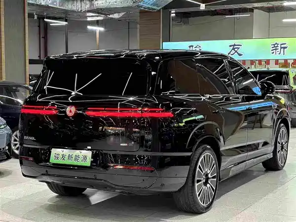 Denza N8L 2025