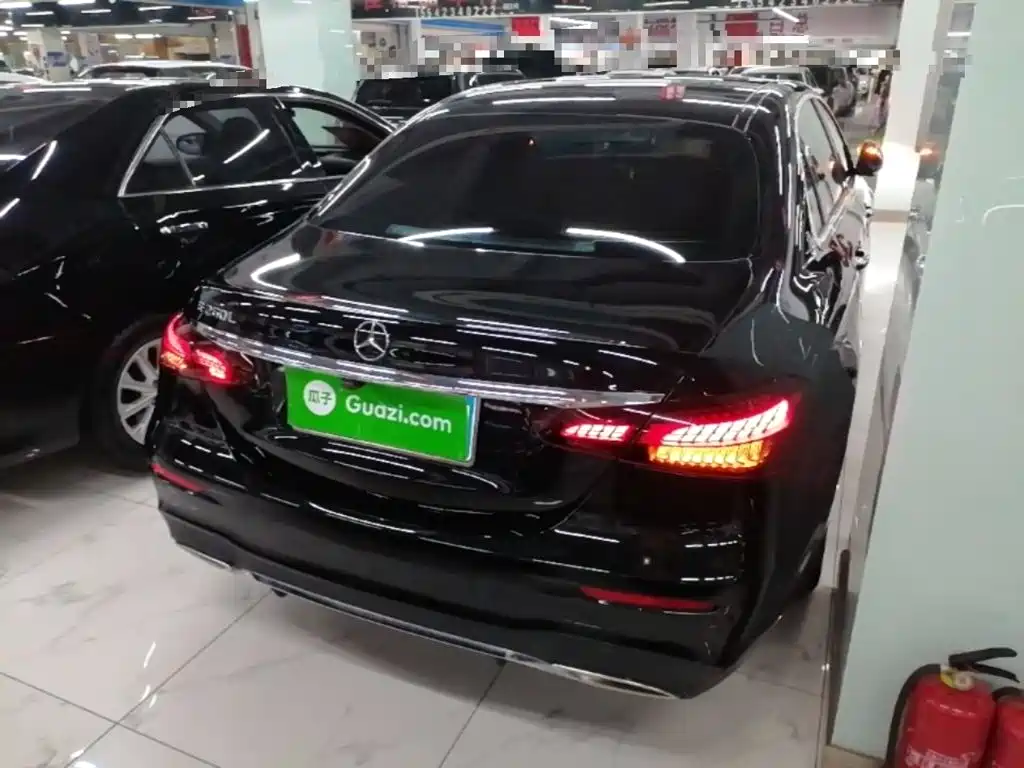 Mercedes-Benz E-Class 2022