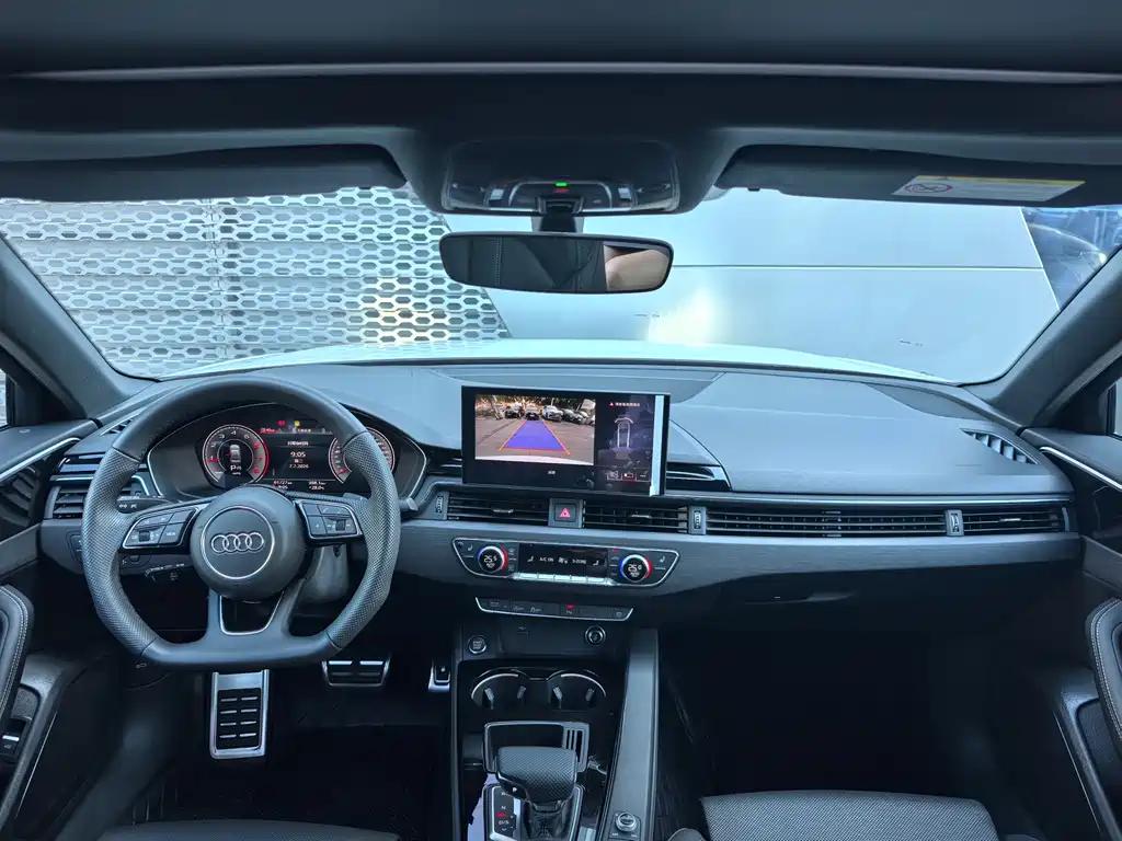 Audi A4L 2024