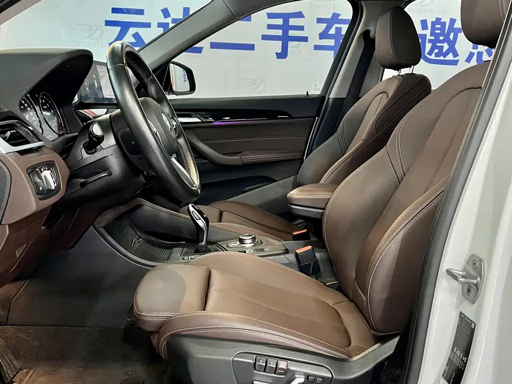 BMW X1 2021 — фото 11