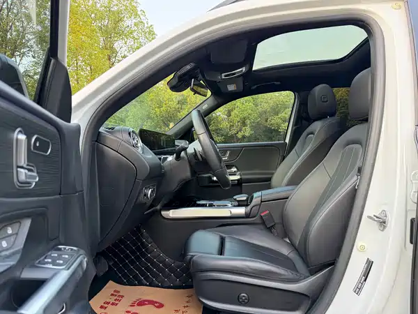 Mercedes-Benz GLB 2020