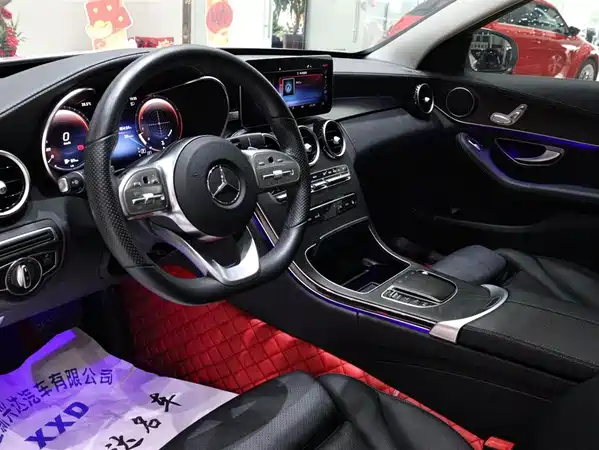 Mercedes-Benz C-Class 2021